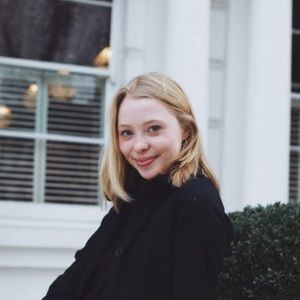 Meet your Posher, Amelia